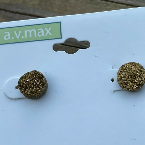 a.v.max Accessories Women Earrings Gold Tone Stud Dove Lever Back Fashion Jewelr - Picture 11 of 12